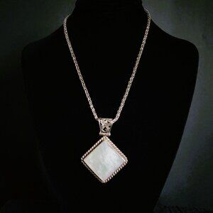RARE Vintage EXEX Claudia Agudelo Mother of Pearl Necklace 925 Silver